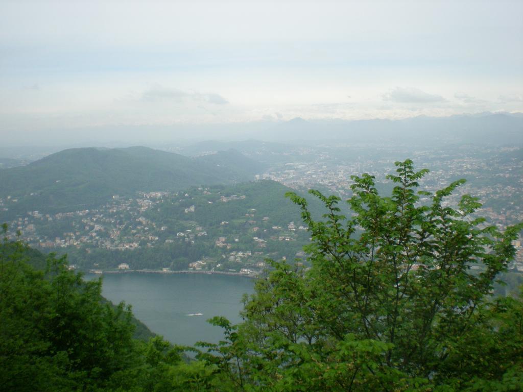 B&B Il Balcone Sul Lago Brunate Exterior foto